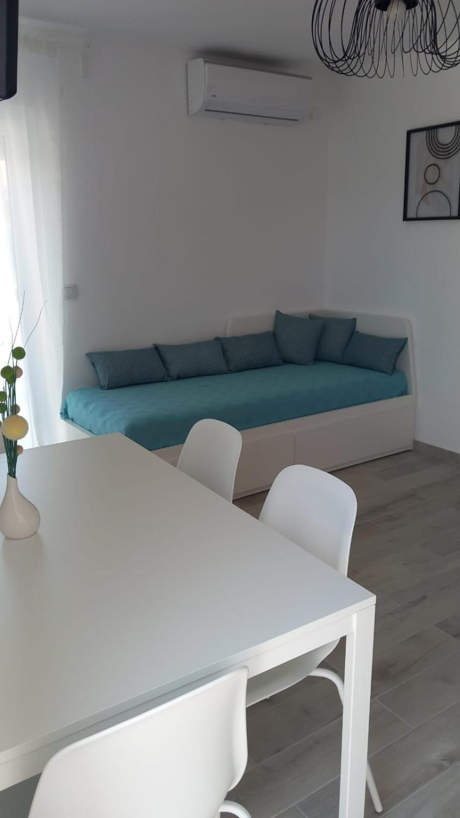 Apartmani Hermes 야드리야 외부 사진